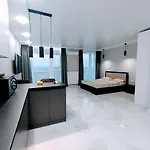 New Point By Avalon Apartment Lviv