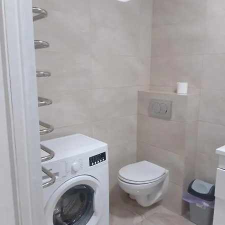 New Point By Avalon Lwów